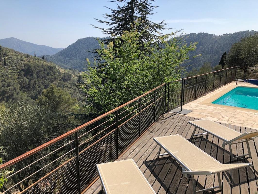 Les Figaires L'Escarene Exterior foto